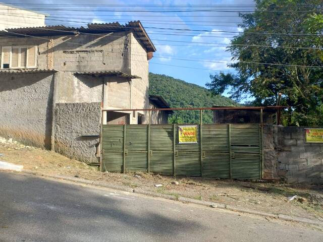 Venda em Vila Santa Cruz - São Paulo